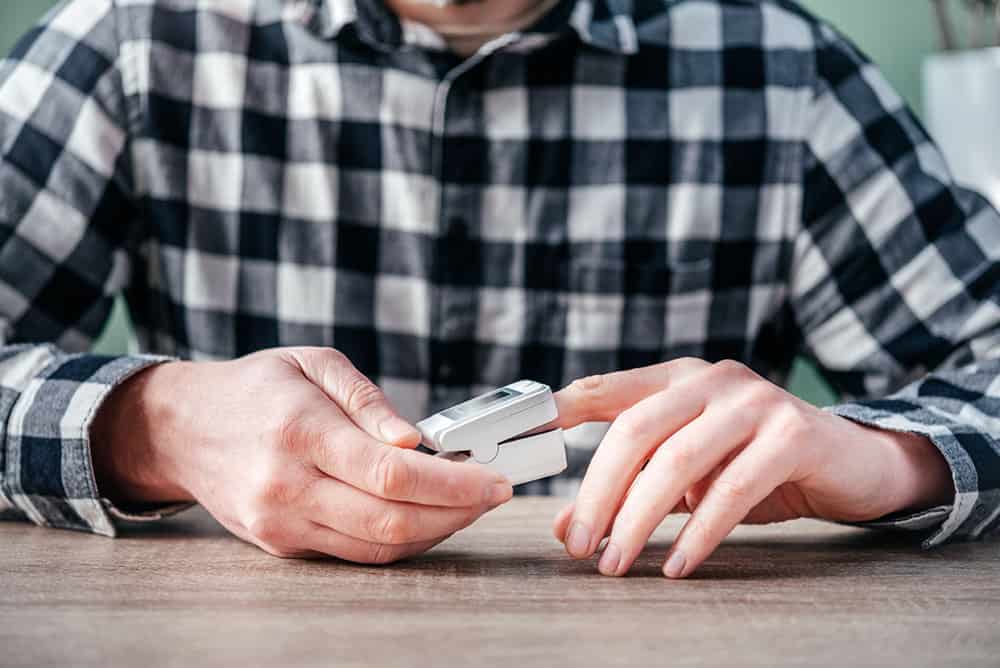 Τι είναι τα παλμικά οξύμετρα και πώς σώζουν ζωές Τι είναι τα Παλμικά Οξύμετρα